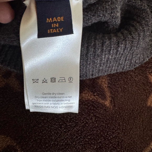 Louis Vuitton monogram jacquard wool half zip - Picture 9 of 13